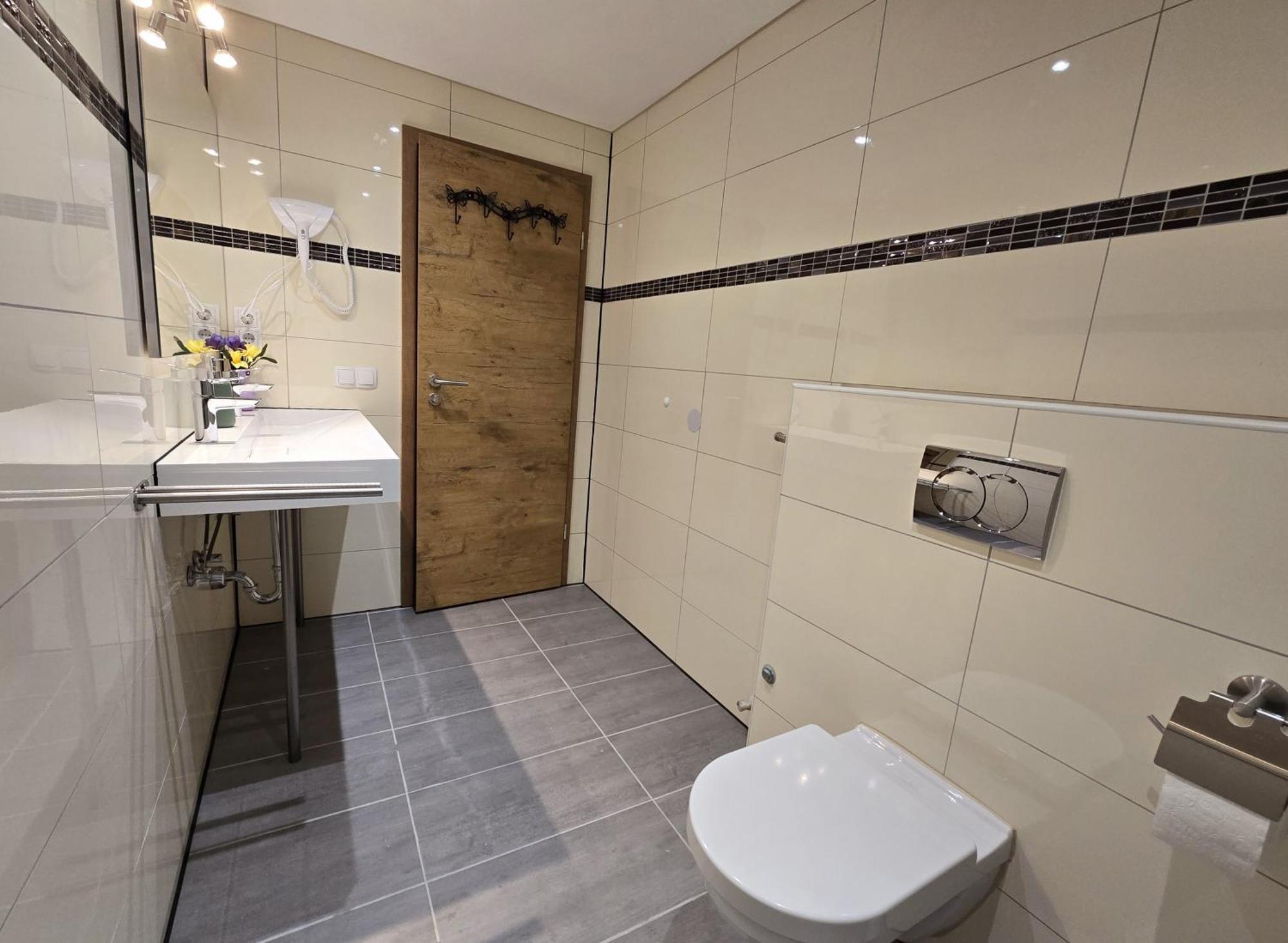 Apartment Regenbogen Friedrichshafen